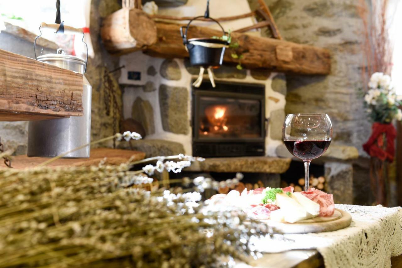 Agriturismo Baita De L'all Bauernhof *